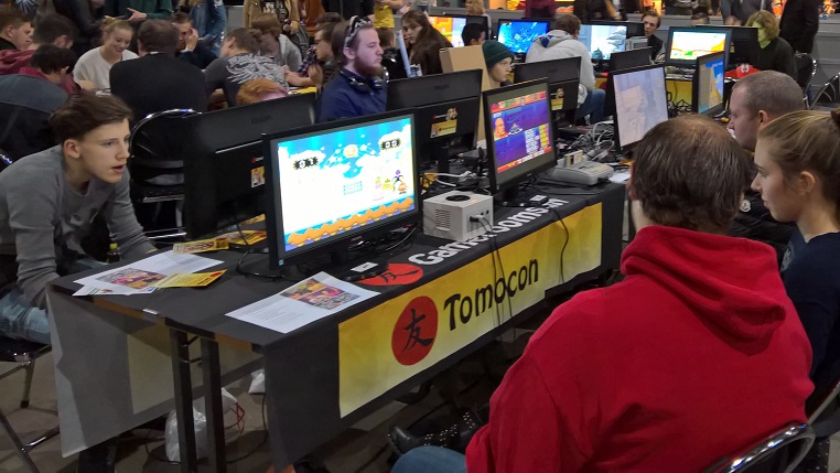 Verhuur van Gaming, Karaoke, Cardgames en DDR